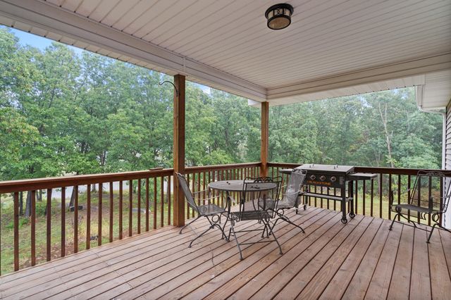 1120 HWY 5 & 240, Fayette, MO 65248