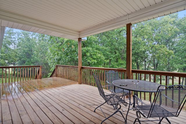 1120 HWY 5 & 240, Fayette, MO 65248