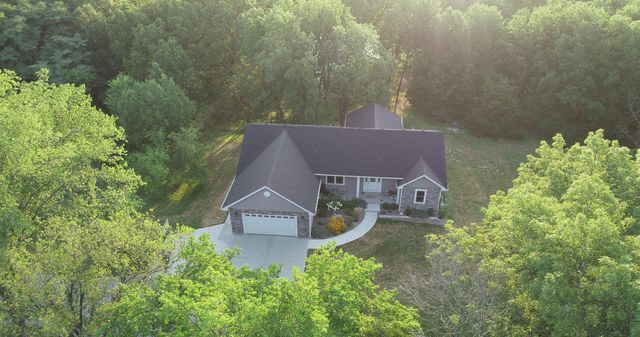 1120 HWY 5 & 240, Fayette, MO 65248