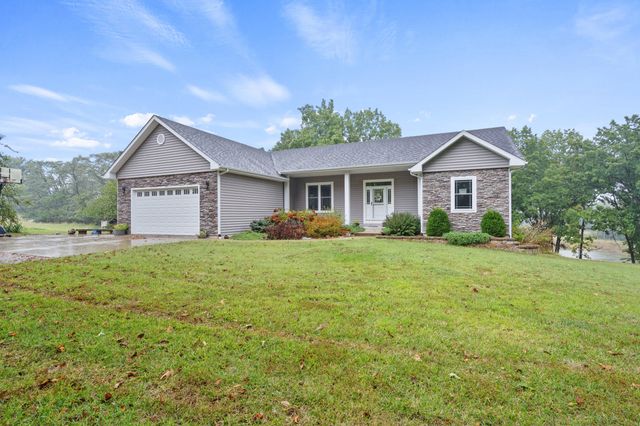 1120 HWY 5 & 240, Fayette, MO 65248