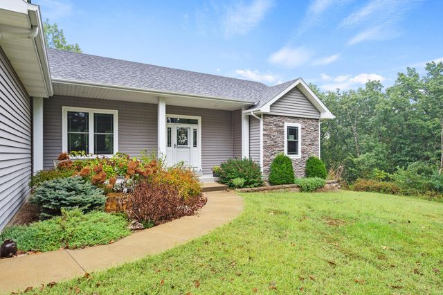 1120 HWY 5 & 240, Fayette, MO 65248