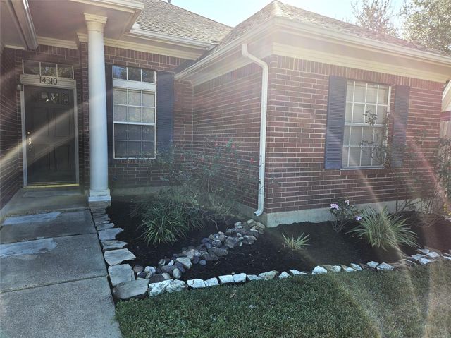 14310 Windsor Oaks Lane, Houston, TX 77062