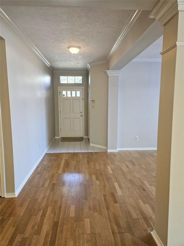 14310 Windsor Oaks Lane, Houston, TX 77062