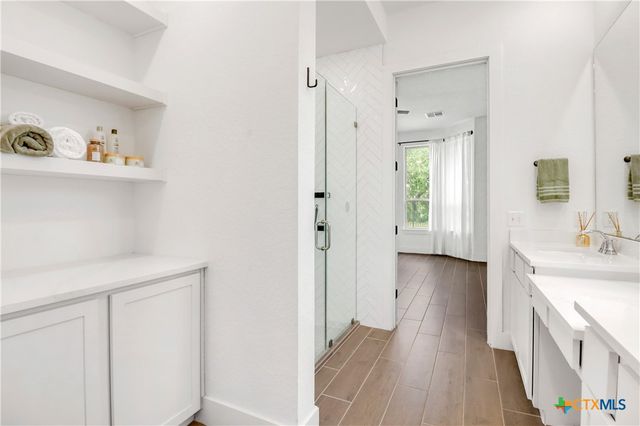 1421 Escarpment, New Braunfels, TX 78132