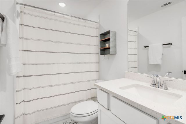 1421 Escarpment, New Braunfels, TX 78132