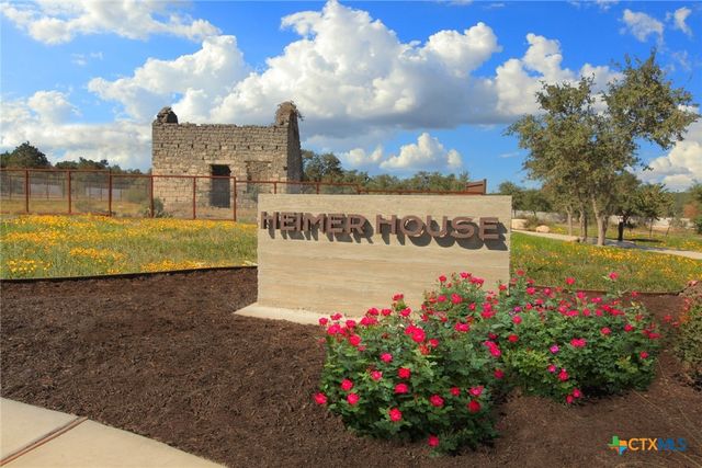 1421 Escarpment, New Braunfels, TX 78132