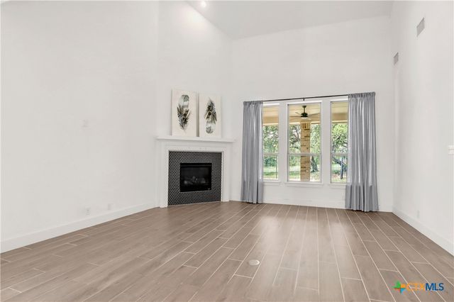 1421 Escarpment, New Braunfels, TX 78132