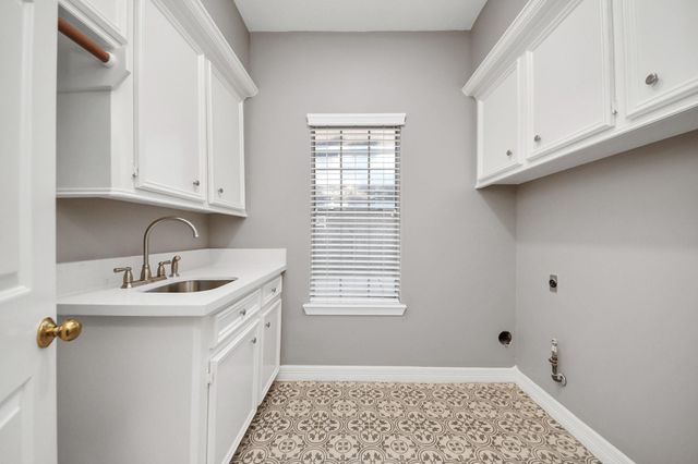 8618 Aldeburgh Court, Spring, TX 77379