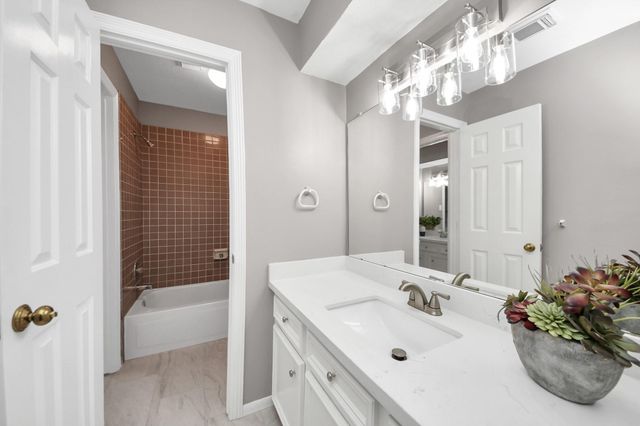 8618 Aldeburgh Court, Spring, TX 77379