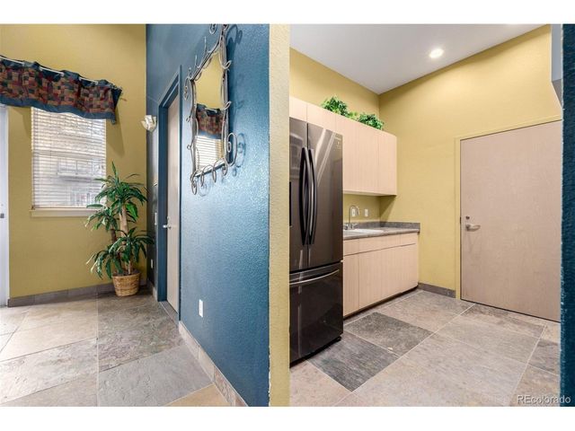 5677 S Park Pl 311A, Englewood, CO 80111