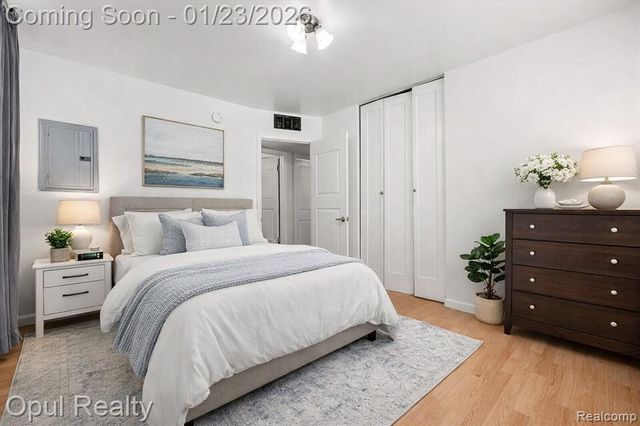 4987 Roosevelt Boulevard, Dearborn Heights, MI 48125