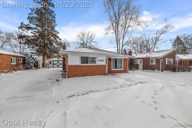 4987 Roosevelt Boulevard, Dearborn Heights, MI 48125