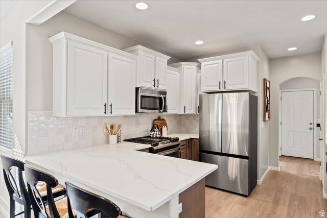 10984 S MANITOU WAY, South Jordan, UT 84009