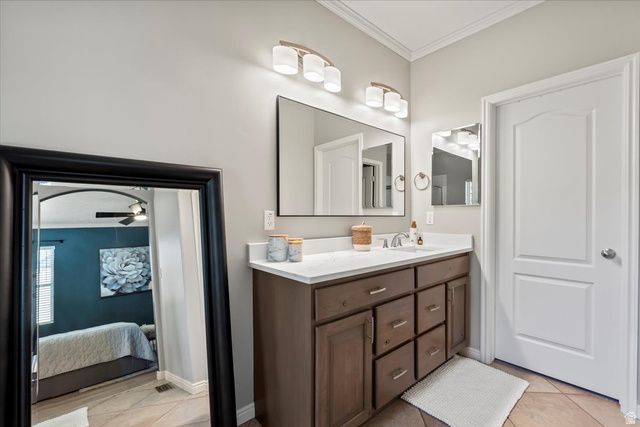 10984 S MANITOU WAY, South Jordan, UT 84009