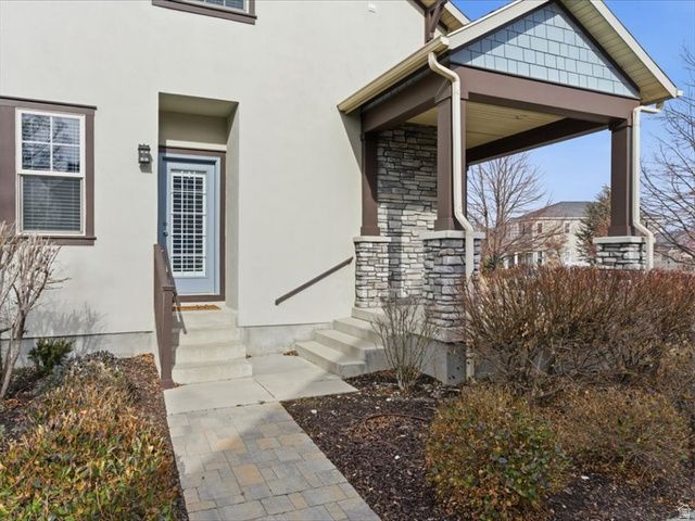 10984 S MANITOU WAY, South Jordan, UT 84009