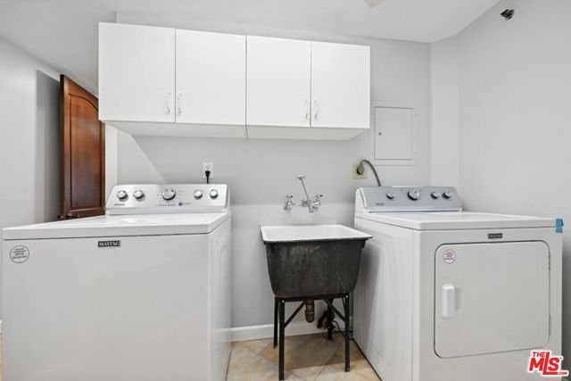 10351 Wilshire Boulevard PH1, Los Angeles, CA 90024