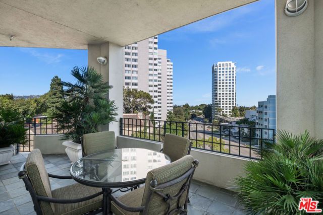 10351 Wilshire Boulevard PH1, Los Angeles, CA 90024