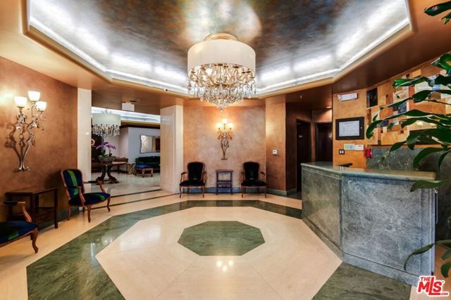 10351 Wilshire Boulevard PH1, Los Angeles, CA 90024
