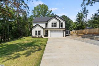 10 Fort Prince Court, Wellford, SC 29385