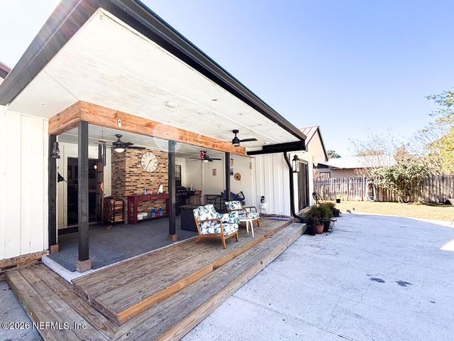 114 TIMBER Lane, Palatka, FL 32177