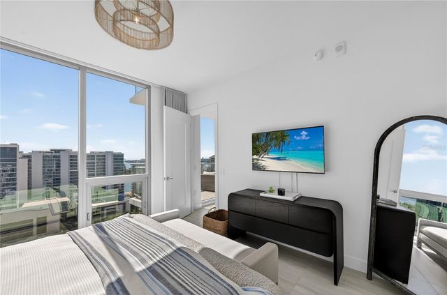 301 QUAY COMMONS 1807, Sarasota, FL 34236