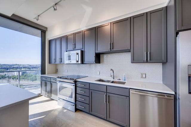 1212 Laurel St Apt 1511, Nashville, TN 37203