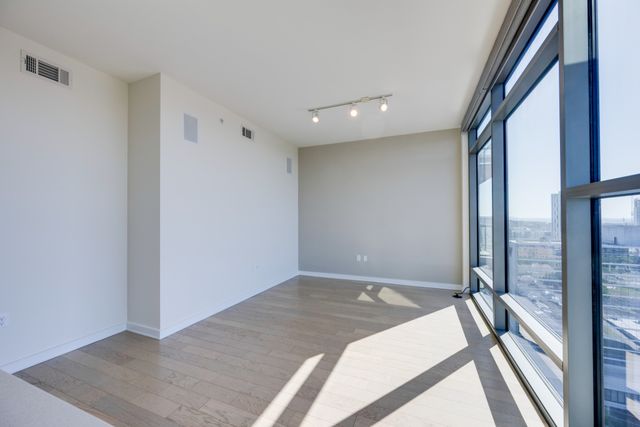 1212 Laurel St Apt 1511, Nashville, TN 37203