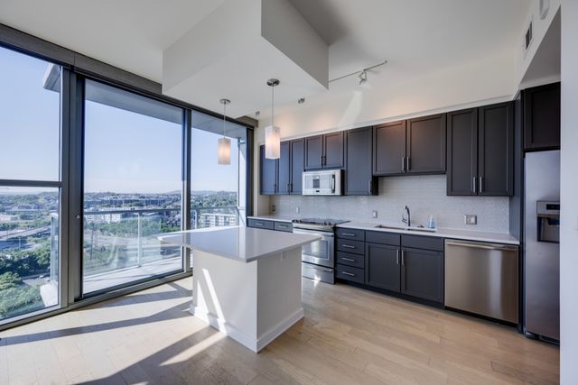1212 Laurel St Apt 1511, Nashville, TN 37203