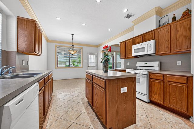 10515 Encino Pass Trail, Houston, TX 77064