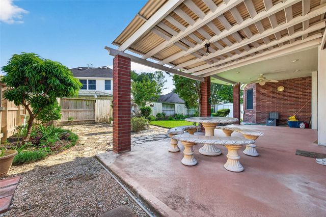 10515 Encino Pass Trail, Houston, TX 77064