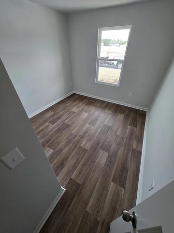 532 Runaway Train Dr, Loris, SC 29569