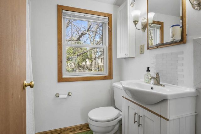 3144 Lakeland Avenue, Madison, WI 53704