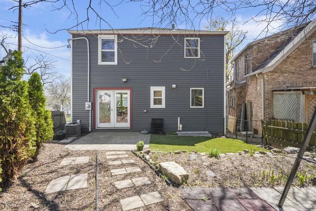 3144 Lakeland Avenue, Madison, WI 53704