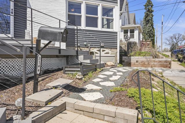 3144 Lakeland Avenue, Madison, WI 53704