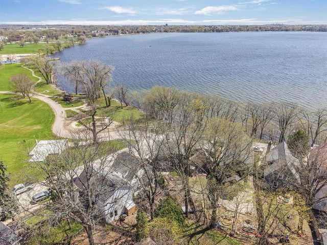 3144 Lakeland Avenue, Madison, WI 53704
