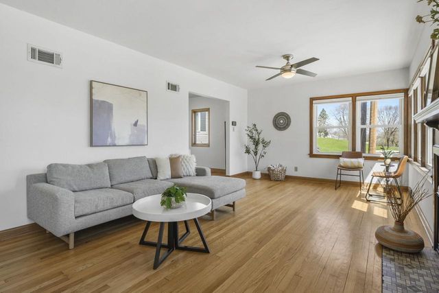 3144 Lakeland Avenue, Madison, WI 53704