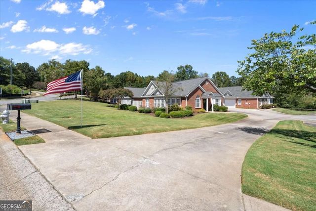 205 Somerton Place, Cumming, GA 30040