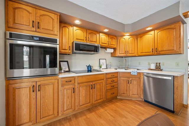 N6215 3RD DRIVE, Plainfield, WI 54966
