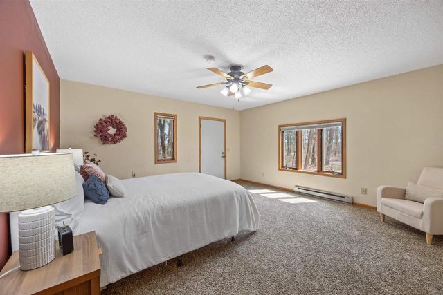 N6215 3RD DRIVE, Plainfield, WI 54966