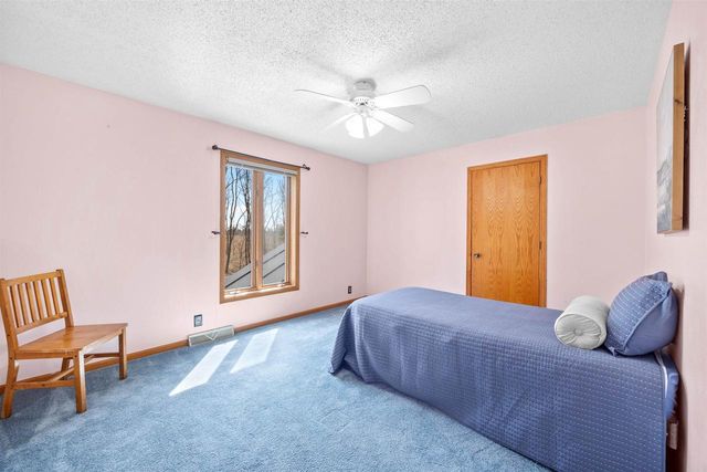 N6215 3RD DRIVE, Plainfield, WI 54966