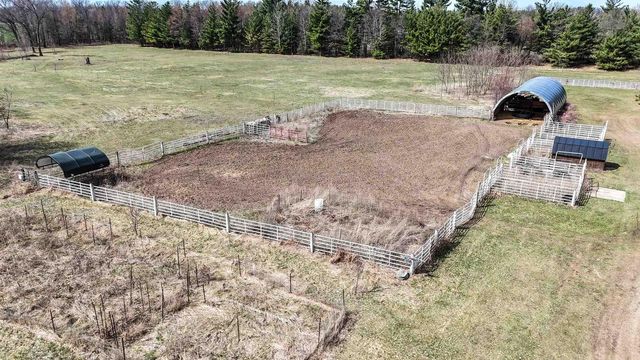 N6215 3RD DRIVE, Plainfield, WI 54966