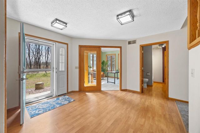 N6215 3RD DRIVE, Plainfield, WI 54966