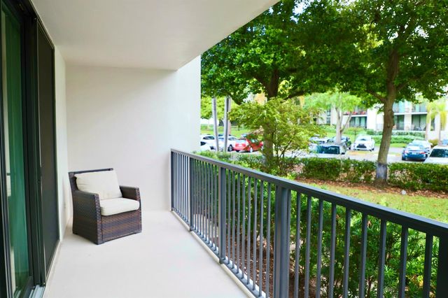 1301 River Reach Drive 111, Fort Lauderdale, FL 33315