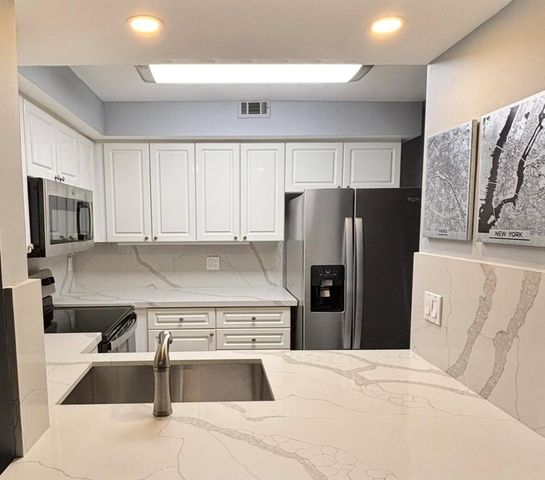 1301 River Reach Drive 111, Fort Lauderdale, FL 33315