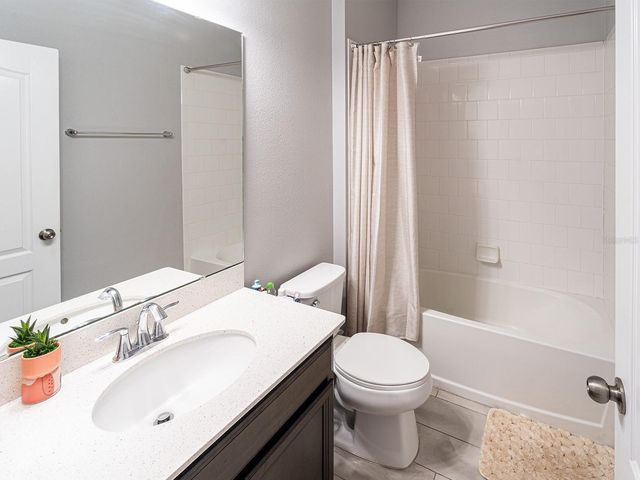 5301 PAVIA DRIVE, St Cloud, FL 34771