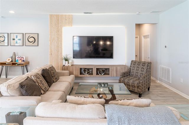 5301 PAVIA DRIVE, St Cloud, FL 34771