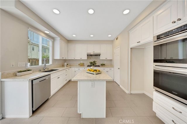 6781 Vanderbilt, Chino, CA 91710