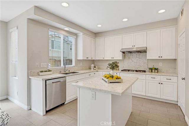 6781 Vanderbilt, Chino, CA 91710