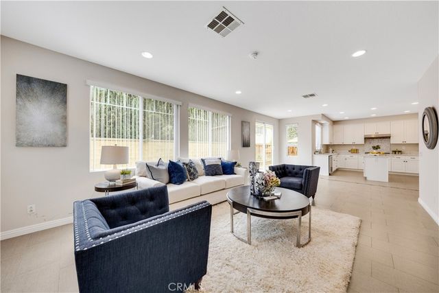 6781 Vanderbilt, Chino, CA 91710