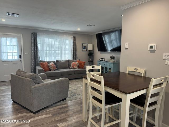 49C Cambridge Court 100c, Lakewood, NJ 08701